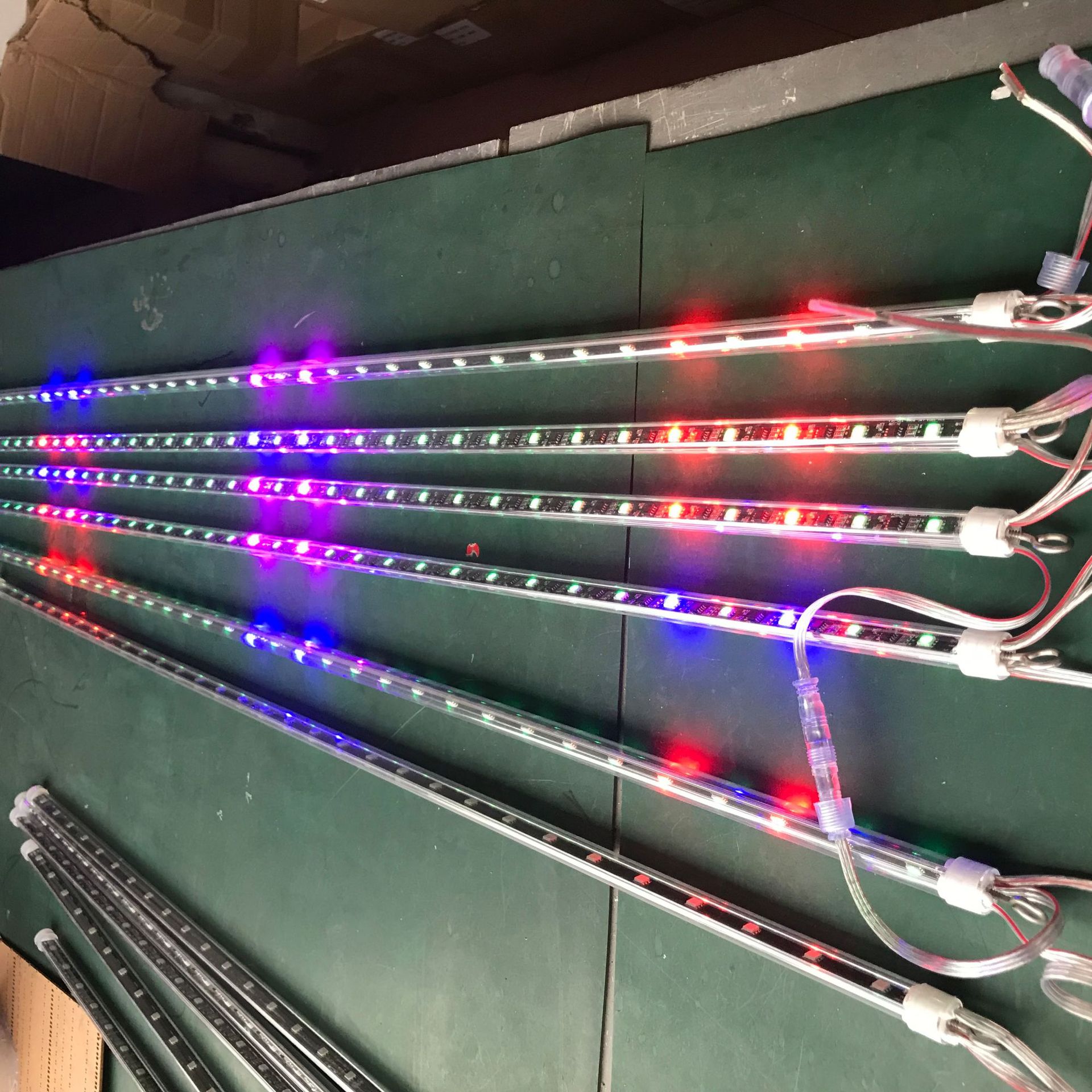 DC5V WS2812B 64leds/M أنابيب ب - مراجعة Ws2812B وسعره
